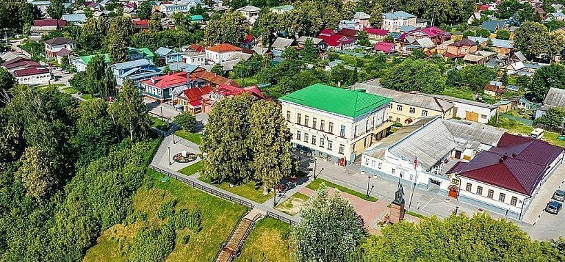 Вид на город Городец и набережную Революции