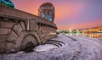 Новогодние автобусные туры в Санкт-Петербург на 4 дня (7 дней с дорогой)