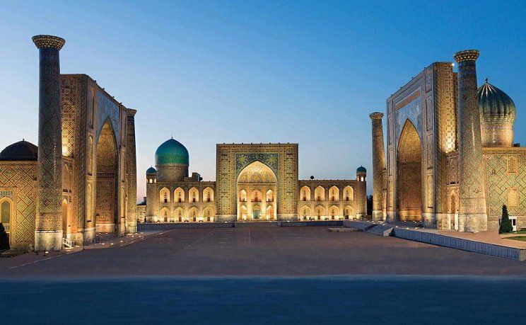 Площадь Регистан Самарканд