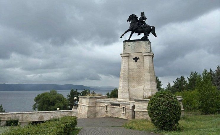 Памятник Татищеву