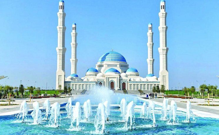 Центральная мечеть города Астаны