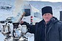 Группа туристов в Тобот зимой Дагестан