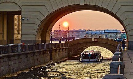 Каникулы в Санкт-Петербурге, 5 дней в городе (7 дней с дорогой)