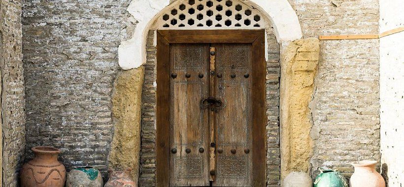 Старинная дверь