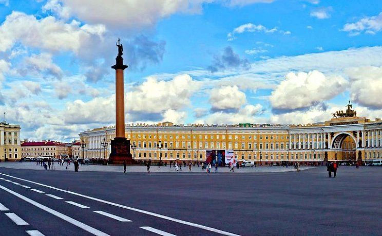 Дворцовая площадь Санкт-Петербург - Изображение 1